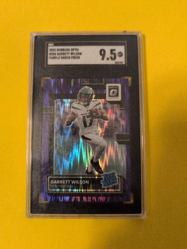 2022 Donruss Optic Garrett Wilson #204 — Purple Shock Prizm
